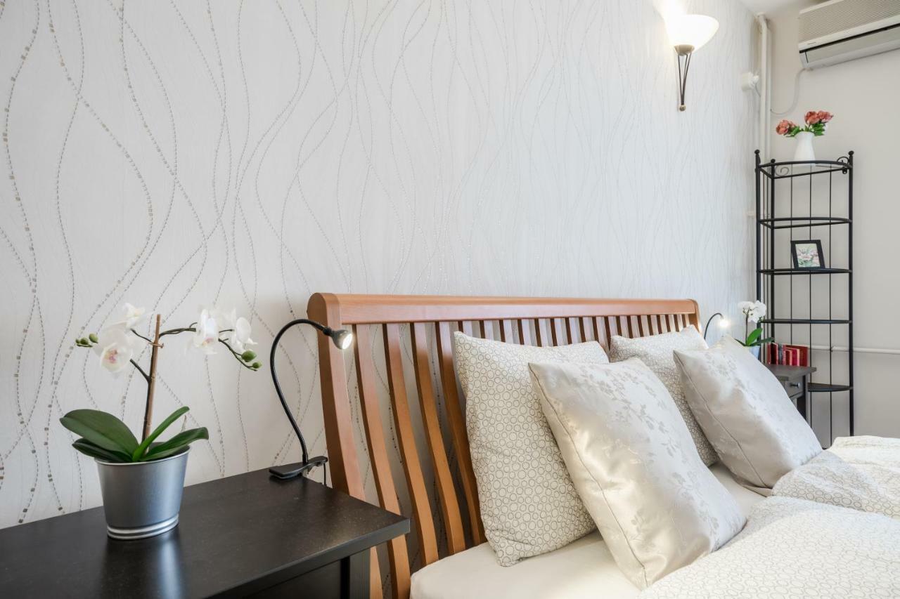 Apartamento Bpr Golden Corner With Balcony & A/c Budapeste
