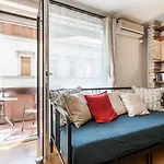 Bpr Golden Corner Suite With Balcony & A/C